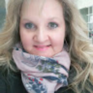 Meet your Posher, Kelli